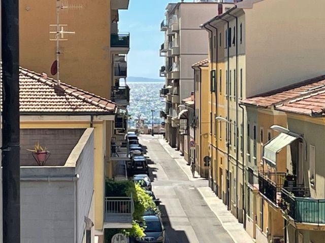 Appartamento in vendita di 90 m² in Via Trento, 7