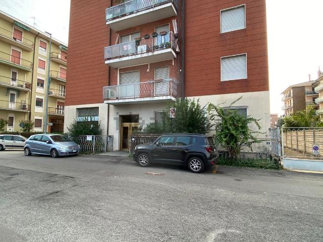 Appartamento in vendita di 90 m² in Via Trieste, 46