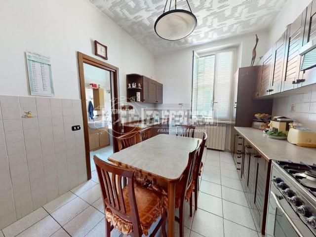 Appartamento in vendita di 90 m² in Via Udine