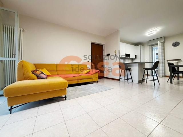 Appartamento in vendita di 90 m² in Via Umberto Gambara, 22