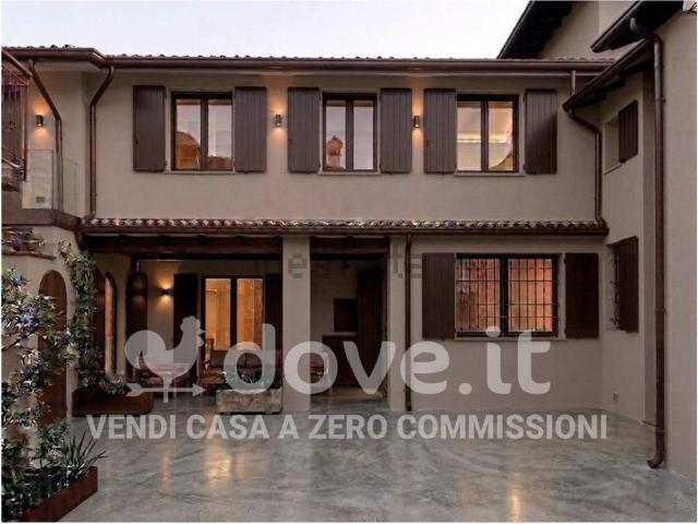 Appartamento in vendita di 90 m² in Via Umberto I, 21