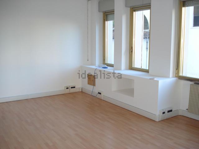 Appartamento in vendita di 90 m² in Via Umberto I, 6