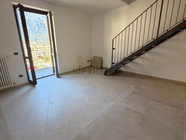 Appartamento in vendita di 90 m² in Frazione Cravegna