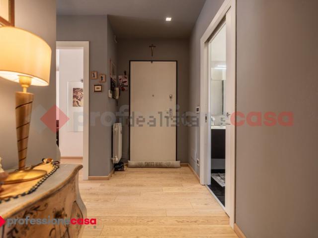 Appartamento in vendita di 90 m² in Via Valmaggi