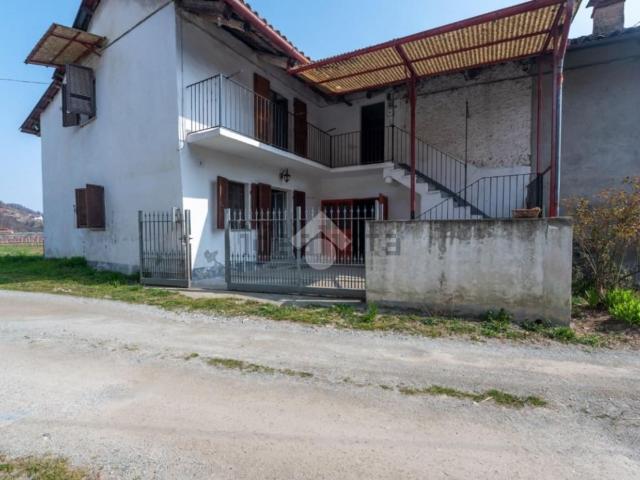 Appartamento in vendita di 90 m² in Via Vecchia della valle, 7