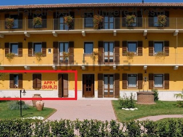 Appartamento in vendita di 90 m² in Via Vecchia Ticino, 35