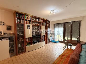 Appartamento in vendita di 90 m² in Via Vincenza Campari, 27