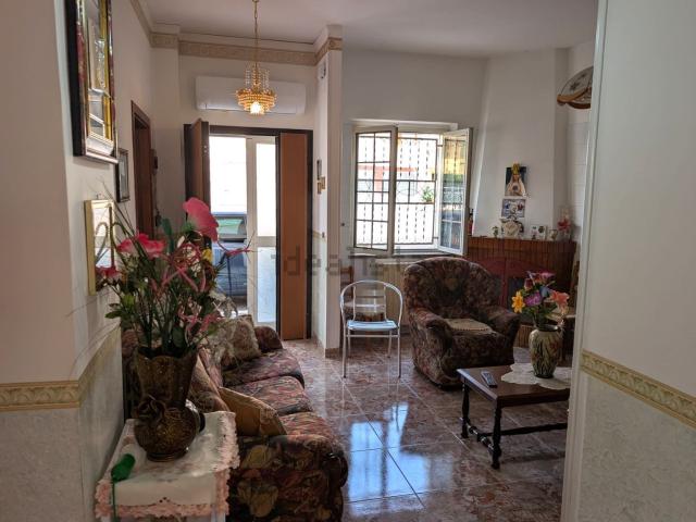 Appartamento in vendita di 90 m² in Via Vincenzo Bellini, 53