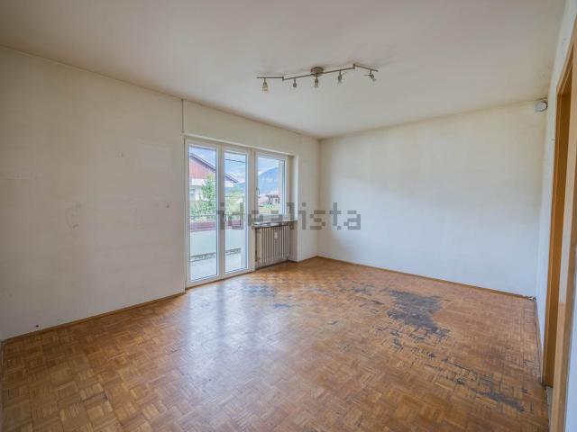 Appartamento in vendita di 90 m² in Via Villa