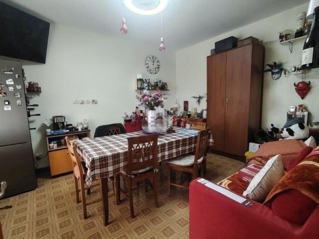 Appartamento in vendita di 90 m² in Via Villa, 1