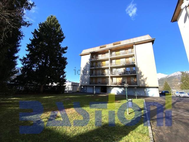 Appartamento in vendita di 90 m² in Via Vittorio Veneto