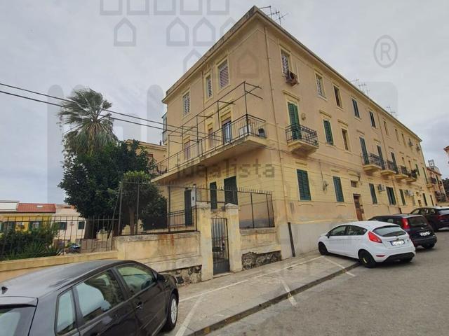 Appartamento in vendita di 90 m² in Via Vittorio Veneto