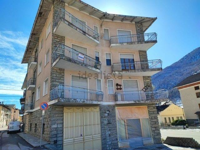 Appartamento in vendita di 90 m² in Via Vittorio Emanuele II°
