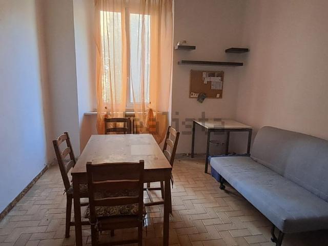 Appartamento in vendita di 90 m² in Via Vito Volterra, 2