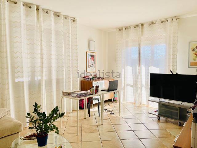 Appartamento in vendita di 90 m² in Via XX Giugno 1944, 17