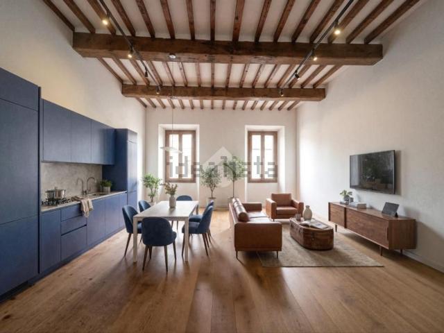 Appartamento in vendita di 90 m² in Via XXV Aprile, 17