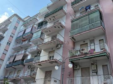 Appartamento in vendita di 90 m² in Via Zurlo