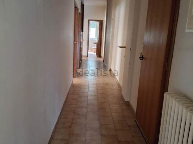Appartamento in vendita di 90 m² in Via A. Manzoni
