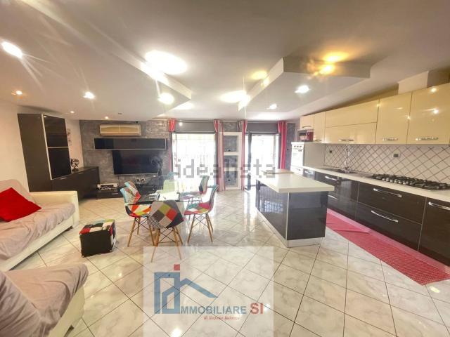 Appartamento in vendita di 90 m² in Via A. De Gasperi