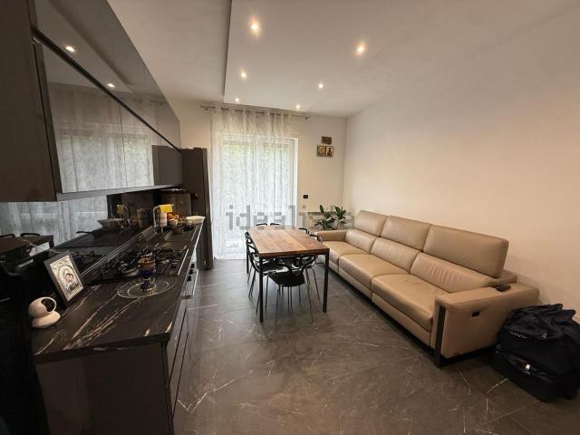 Appartamento in vendita di 90 m² in Via A. Grandi