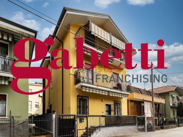 Appartamento in vendita di 90 m² in Via A. Vespucci, 22
