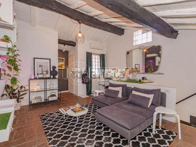 Appartamento in vendita di 90 m² in Via Agnese Riberia, 31