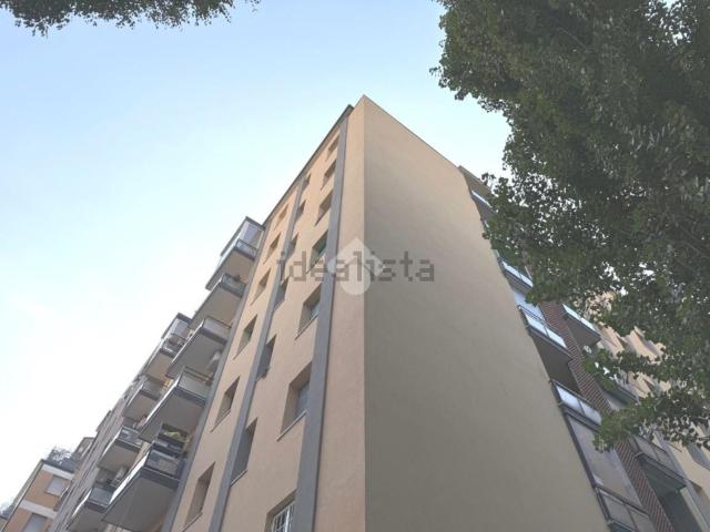 Appartamento in vendita di 90 m² in Via Adelaide Ristori, 9