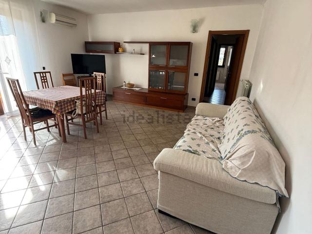Appartamento in vendita di 90 m² in Via Adua