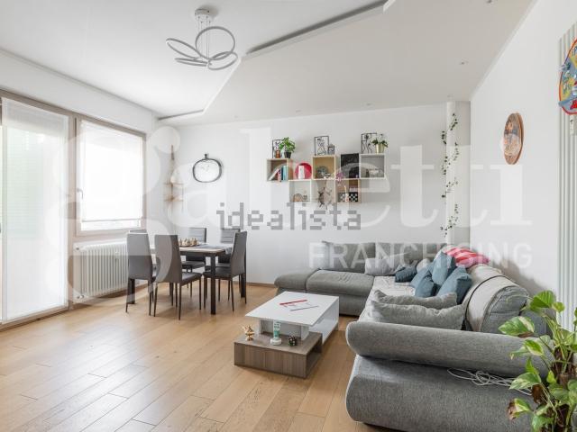 Appartamento in vendita di 90 m² in Via Alberto Dallolio