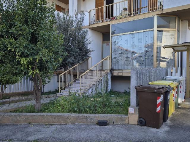 Appartamento in vendita di 90 m² in Via Alfonso di Vestea, 14