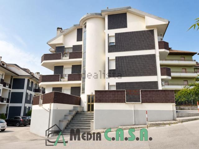 Appartamento in vendita di 90 m² in Via Alfredo Balena