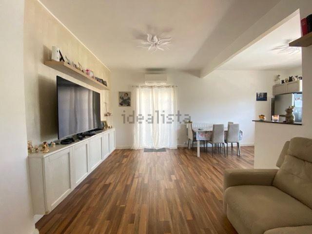 Appartamento in vendita di 90 m² in Via Alvaro Corrado
