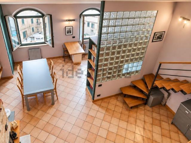 Appartamento in vendita di 90 m² in Via Amos Cassioli