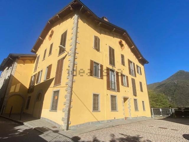 Appartamento in vendita di 90 m² in Via Amagno, 26