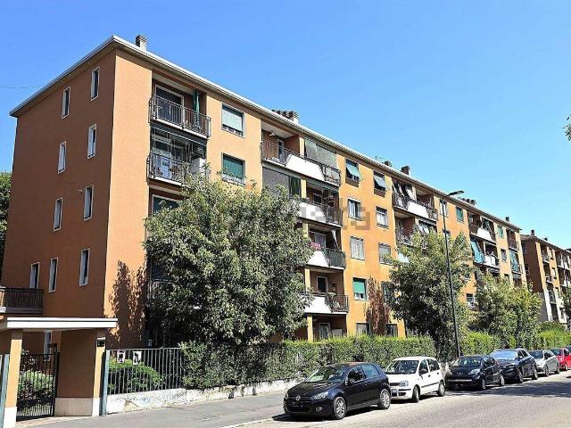 Appartamento in vendita di 90 m² in Via Angelo Inganni, 34