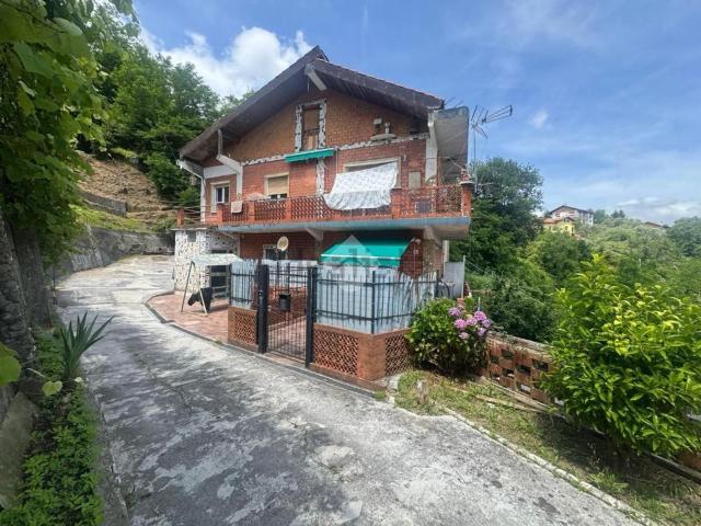Appartamento in vendita di 90 m² in Via Antica Strada della Guardia, 12