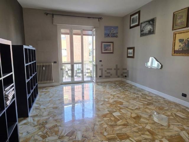 Appartamento in vendita di 90 m² in Via Armando Diaz