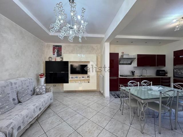 Appartamento in vendita di 90 m² in Via bardascini, 129