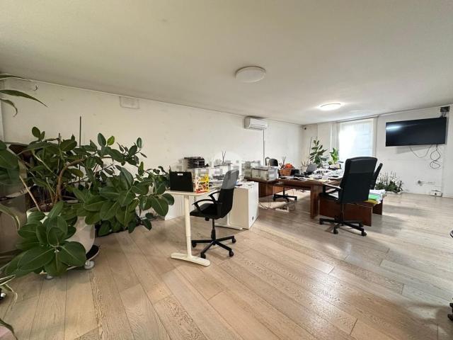 Appartamento in vendita di 90 m² in Via Battaglia, 103