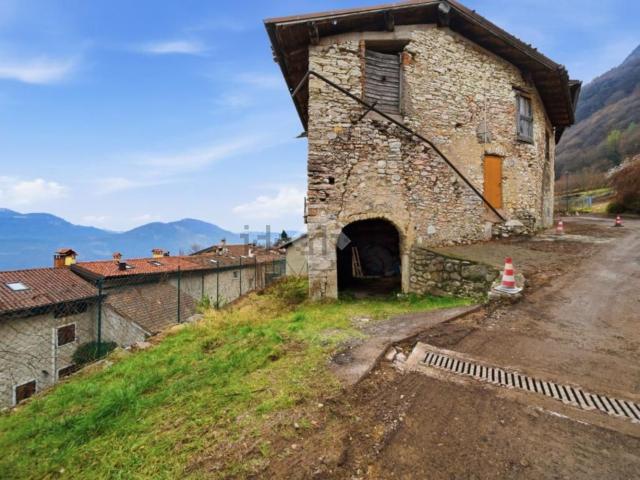 Appartamento in vendita di 90 m² in Via Belvedere, 10