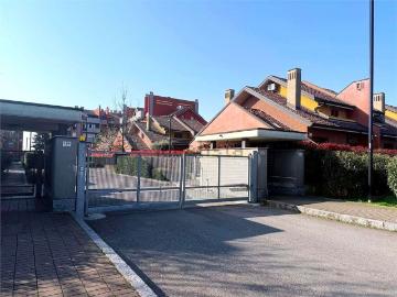Appartamento in vendita di 90 m² in Via Bertacciola, 64