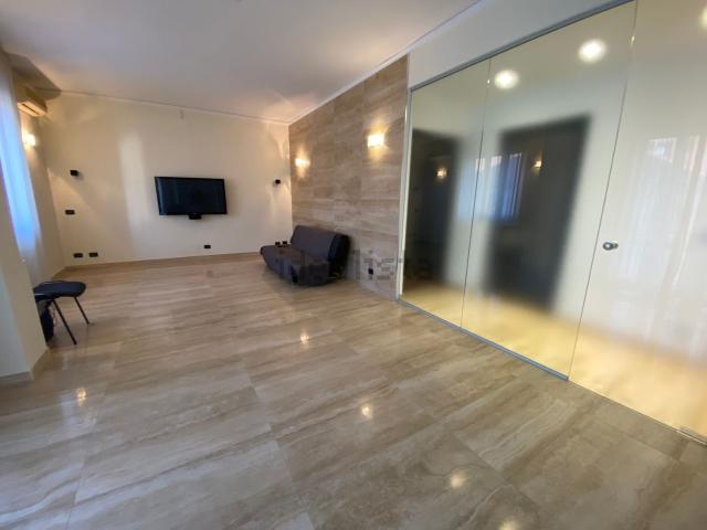 Appartamento in vendita di 90 m² in Via Berthoud