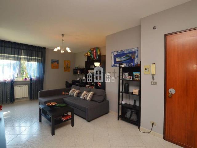 Appartamento in vendita di 90 m² in Via Bertolina, 15