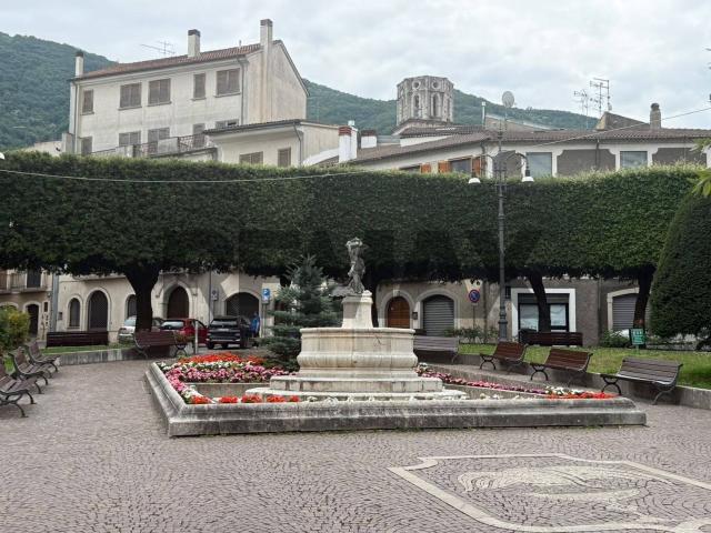 Appartamento in vendita di 90 m² in Via Bonelli, 1