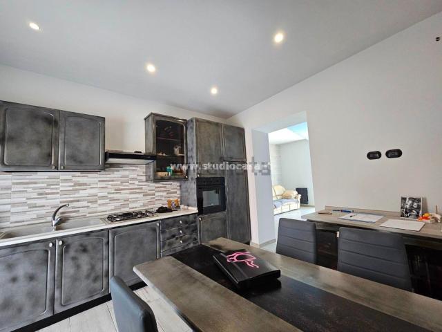 Appartamento in vendita di 90 m² in Via Borgorato