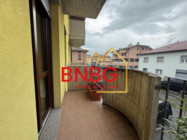 Appartamento in vendita di 90 m² in Via Campofiori