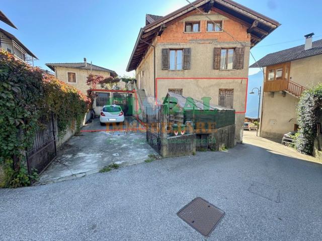 Appartamento in vendita di 90 m² in Via Canonica, 9