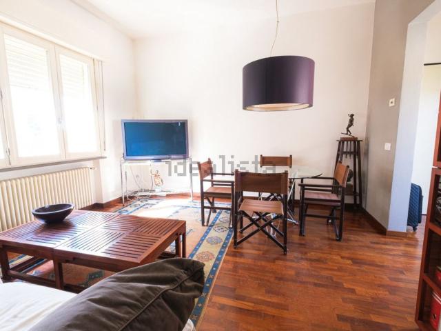 Appartamento in vendita di 90 m² in Via Canonico Lugaresi, 311