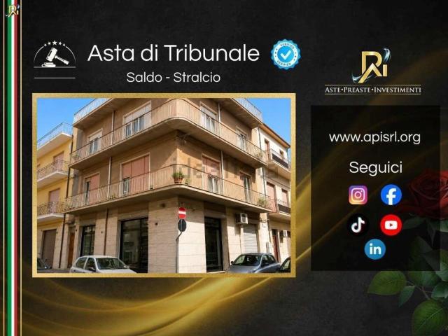 Appartamento in vendita di 90 m² in Via Cacc. delle Alpi