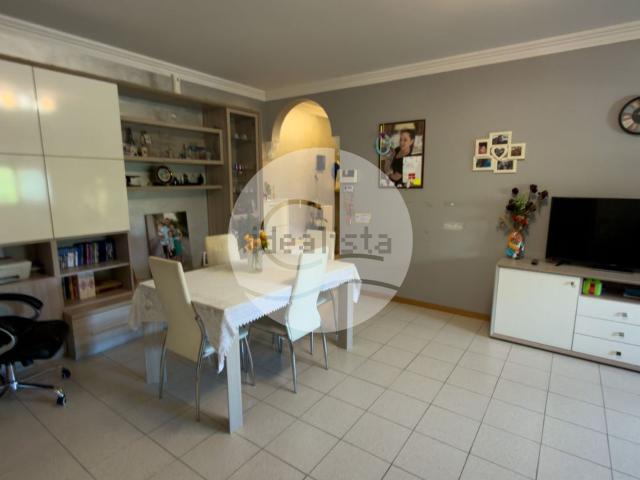 Appartamento in vendita di 90 m² in Via Caduti Oltronesi